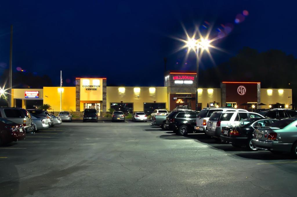 Springfield Hotel And Suites คิงส์แลนด์ ภายนอก รูปภาพ