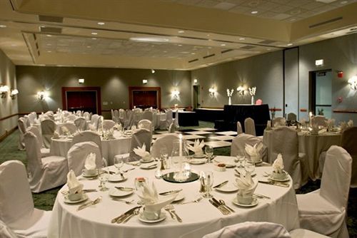 Springfield Hotel And Suites คิงส์แลนด์ ภายนอก รูปภาพ